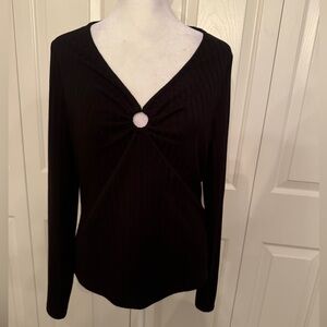 Evereve V-neck Keyhole Top